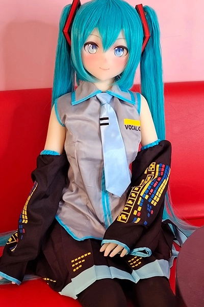 miku-sex-doll-3